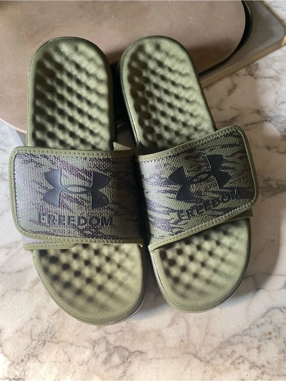 Under Armour Olive Green Camouflage Logo Slide Sandals